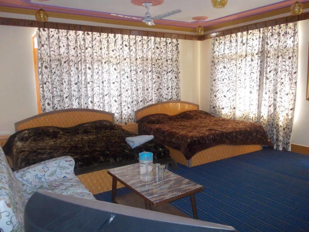 Hotel Grand City Srinagar  Luaran gambar